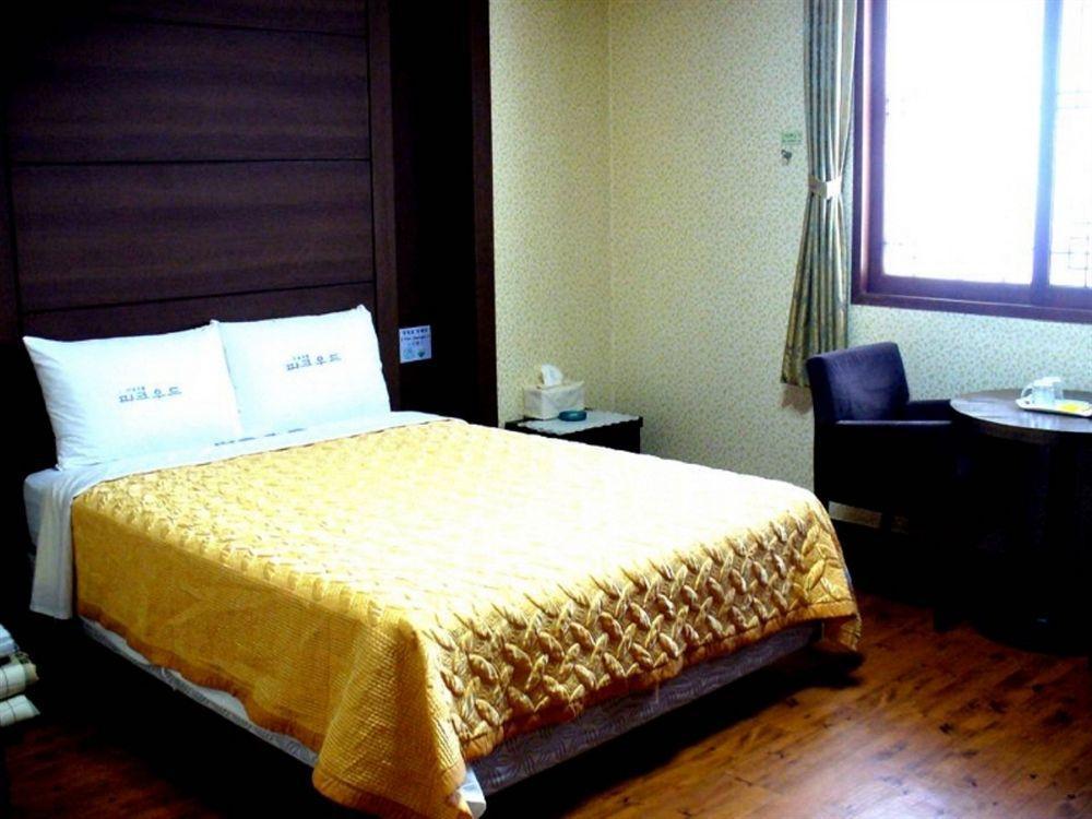 Hotel Parkwood Incheon Airport Exterior photo