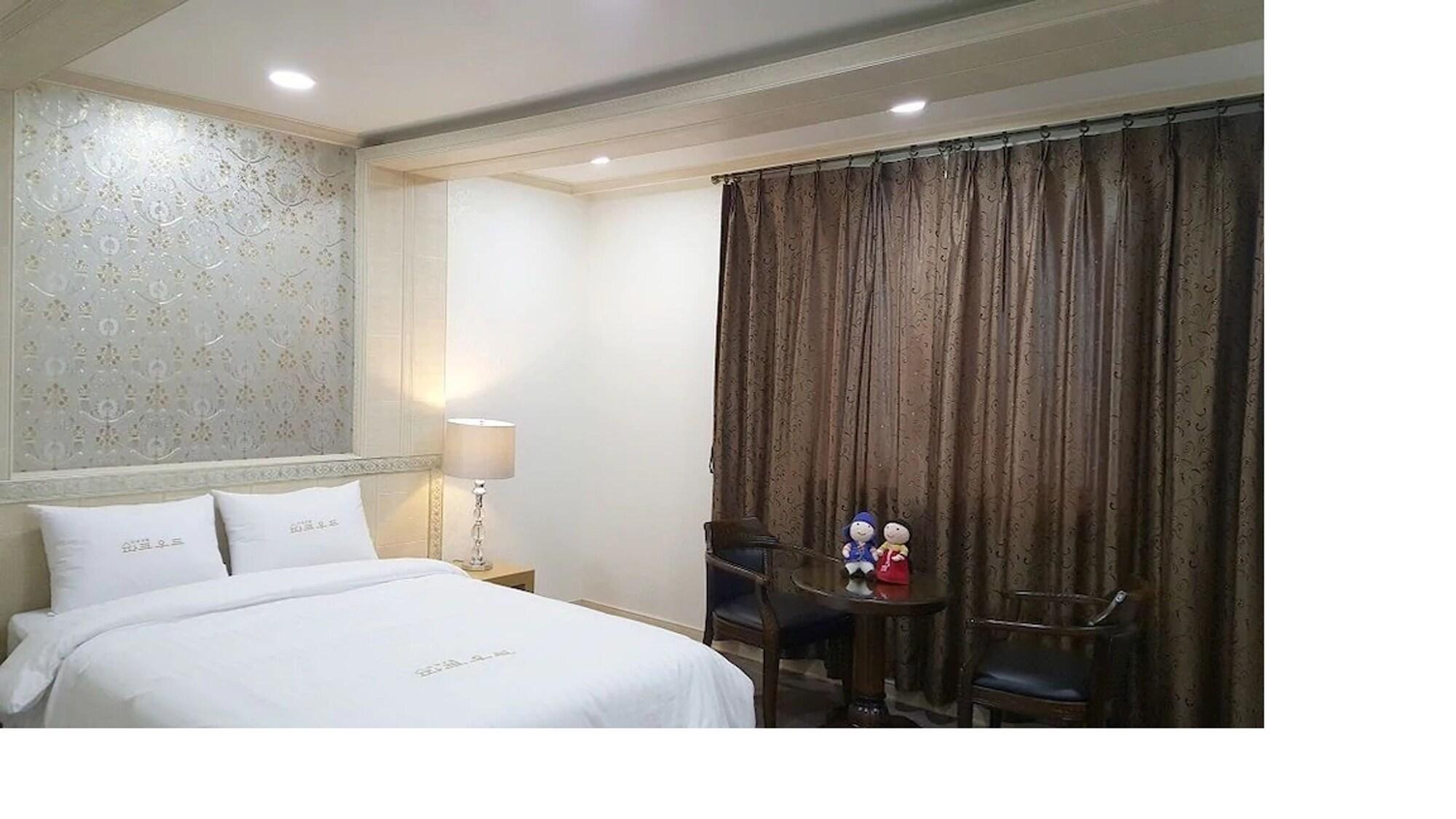 Hotel Parkwood Incheon Airport Exterior photo